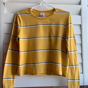 FLASH SALE Long sleeve tshirt from Tillys!!